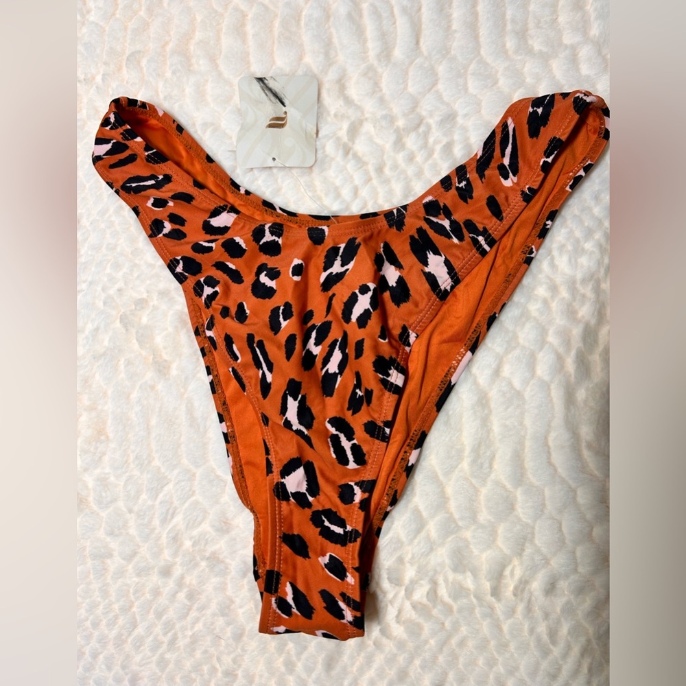 Fabletics Orange and Black Leopard Bikini - Picture 3 of 8